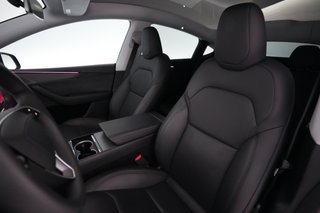 2026 Tesla Model Y — photo 3 of 22