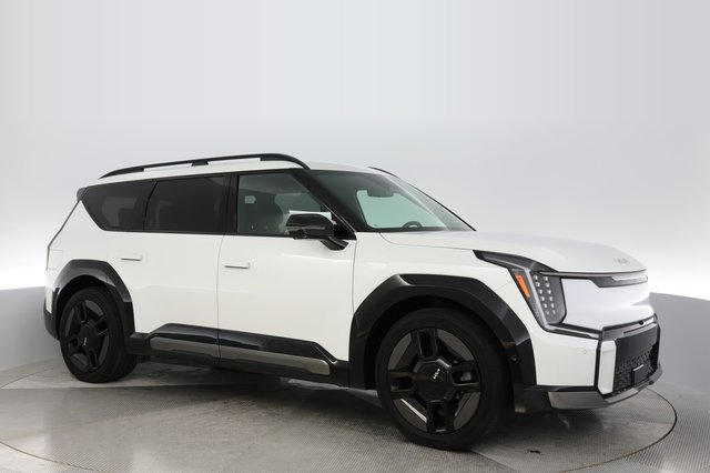 2024 Kia EV9 — photo 11 of 23