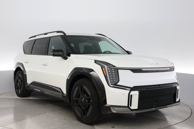 2024 Kia EV9 — photo 10 of 23