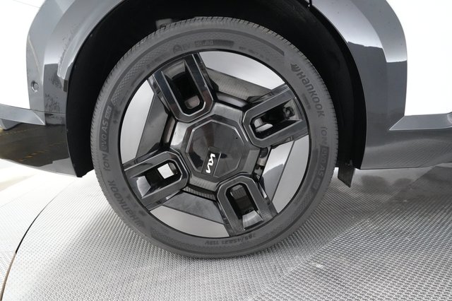 2024 Kia EV9 — photo 7 of 23