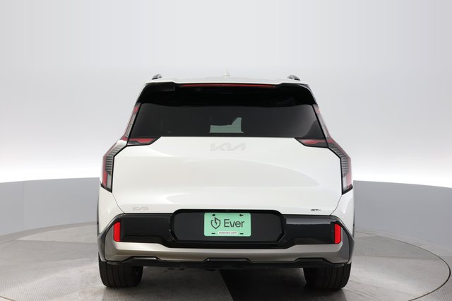 2024 Kia EV9 — photo 12 of 23