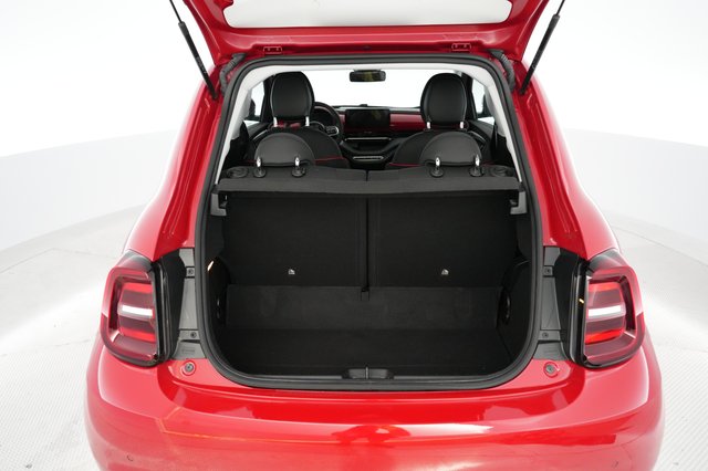 2024 Fiat 500e — photo 6 of 19