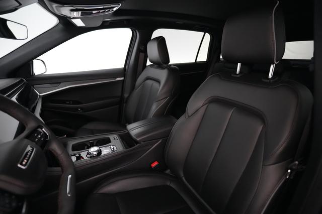 2025 Jeep Wagoneer S — photo 3 of 26