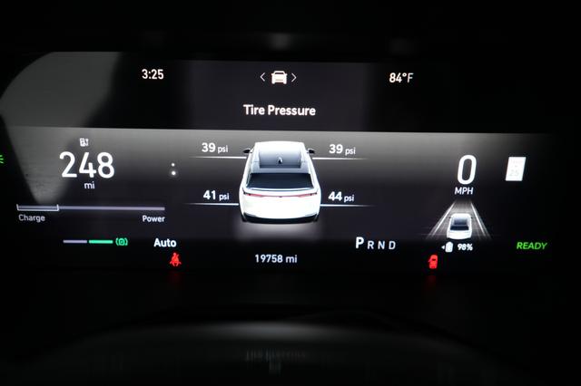 2025 Jeep Wagoneer S — photo 5 of 26