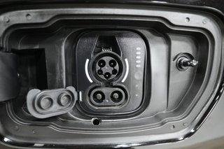 2025 Jeep Wagoneer S — photo 8 of 26