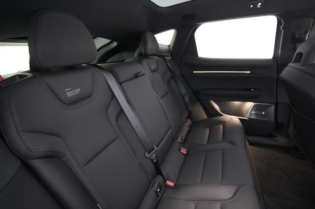 2025 Polestar 3 — photo 4 of 21