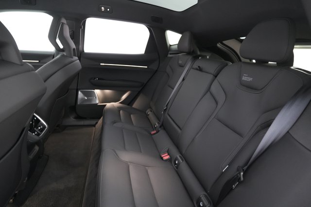 2025 Polestar 3 — photo 19 of 21