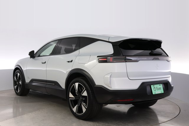 2025 Polestar 3 — photo 13 of 21