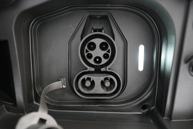 2025 Polestar 3 — photo 8 of 21