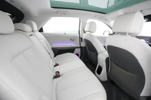 2023 Hyundai IONIQ 5 — photo 19 of 30