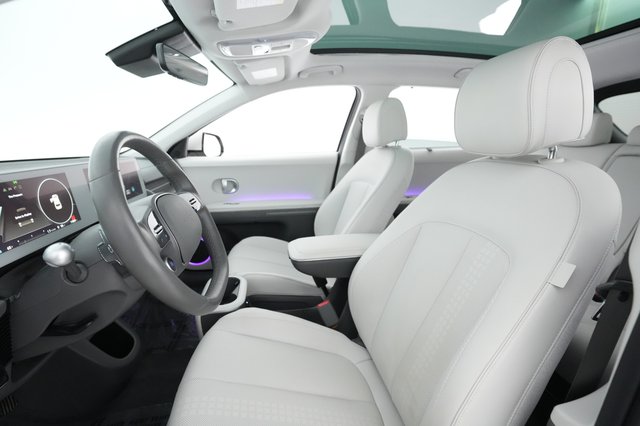 2023 Hyundai IONIQ 5 — photo 16 of 30