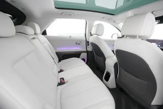 2023 Hyundai IONIQ 5 — photo 3 of 30