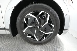 2023 Hyundai IONIQ 5 — photo 14 of 30