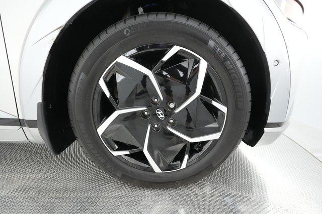 2023 Hyundai IONIQ 5 — photo 14 of 30