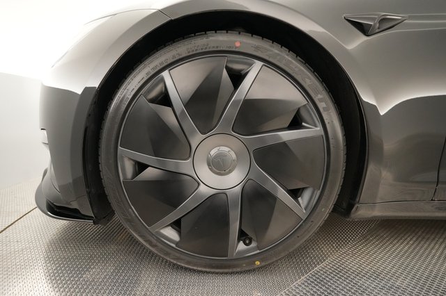 2026 Tesla Model S — photo 13 of 25