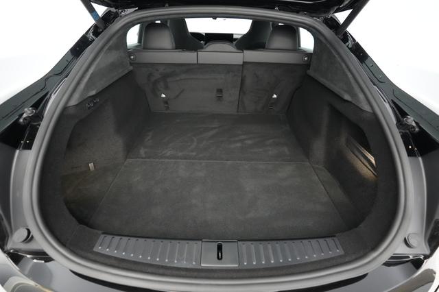 2026 Tesla Model S — photo 6 of 25