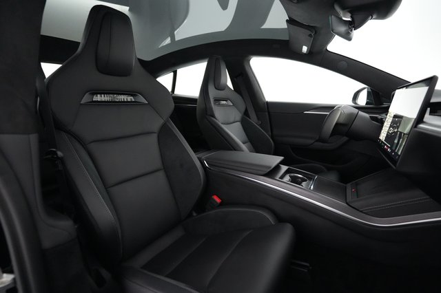 2026 Tesla Model S — photo 16 of 25