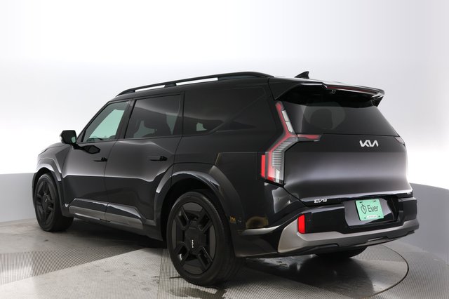 2024 Kia EV9 — photo 11 of 24