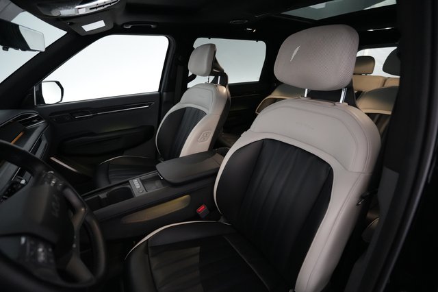 2024 Kia EV9 — photo 3 of 24