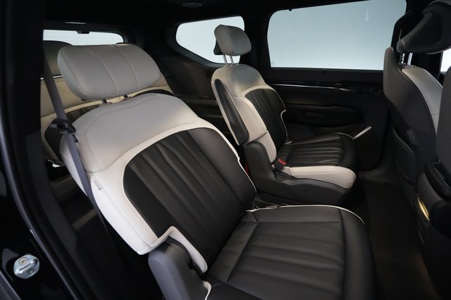 2024 Kia EV9 — photo 4 of 24