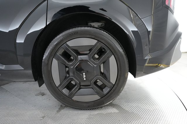 2024 Kia EV9 — photo 14 of 24