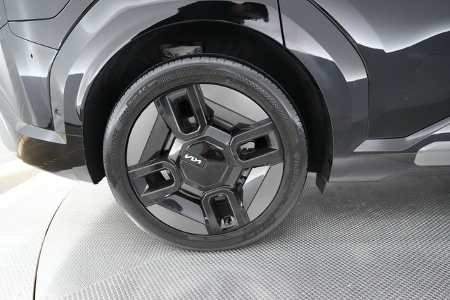 2024 Kia EV9 — photo 7 of 24