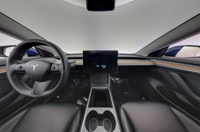 2022 Tesla Model 3 — photo 21 of 26