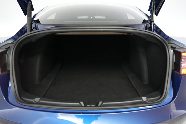 2022 Tesla Model 3 — photo 6 of 26