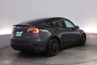 2023 Tesla Model Y — photo 2 of 22
