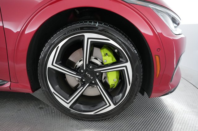 2023 Kia EV6 — photo 7 of 22