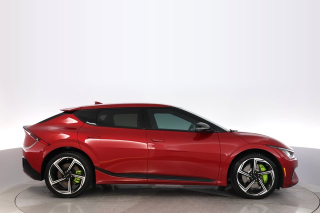 2023 Kia EV6 — photo 10 of 22