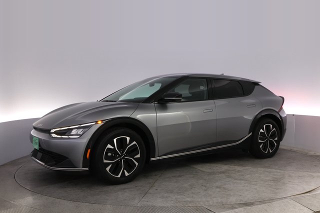 2024 Kia EV6 — photo 14 of 26