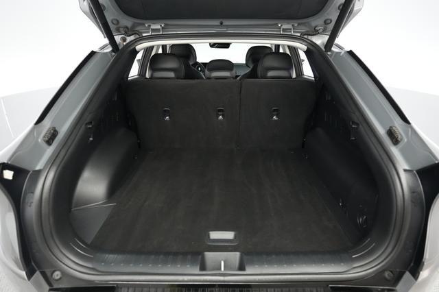 2024 Kia EV6 — photo 6 of 26