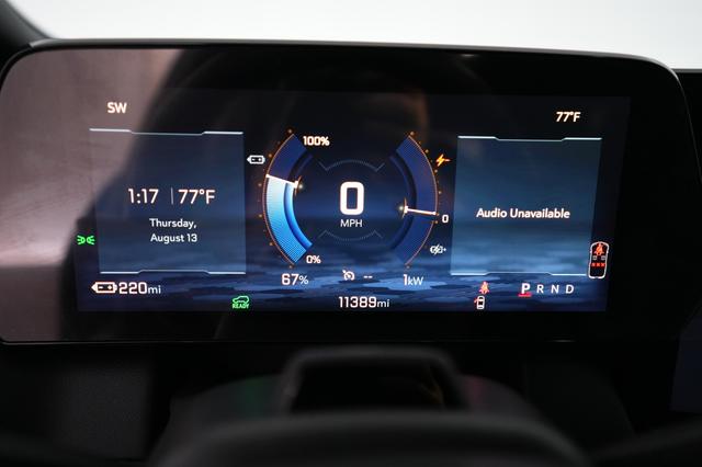 2024 Chevrolet Equinox EV — photo 5 of 21