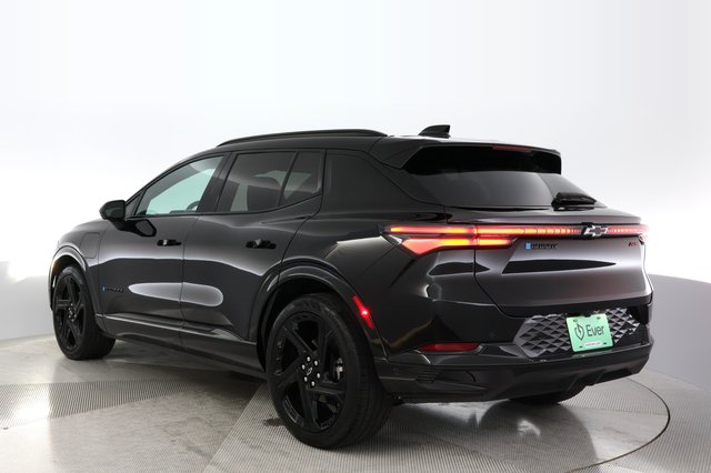 2024 Chevrolet Equinox EV — photo 11 of 21