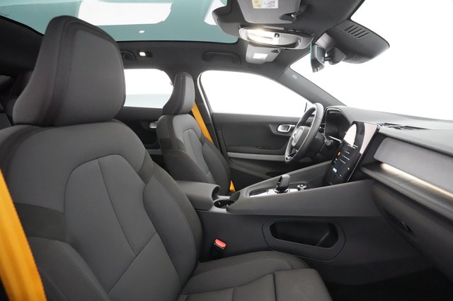 2021 Polestar 2 — photo 20 of 34