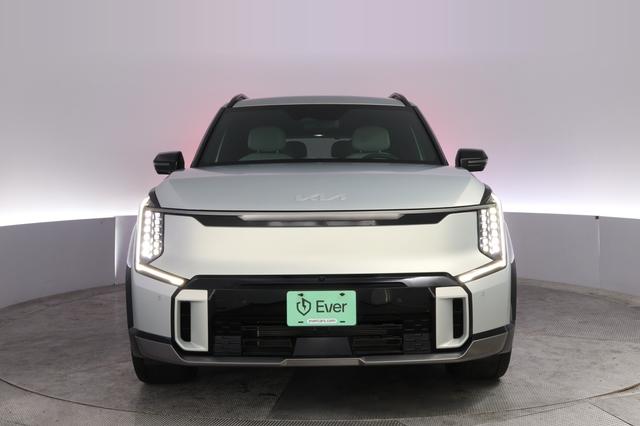 2024 Kia EV9 — photo 9 of 26