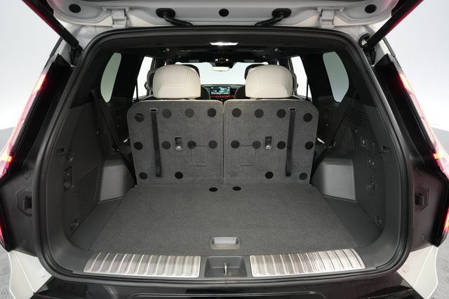 2024 Kia EV9 — photo 6 of 26