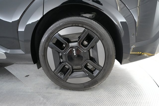 2024 Kia EV9 — photo 15 of 21