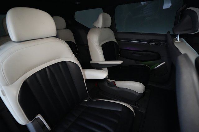 2024 Kia EV9 — photo 4 of 21