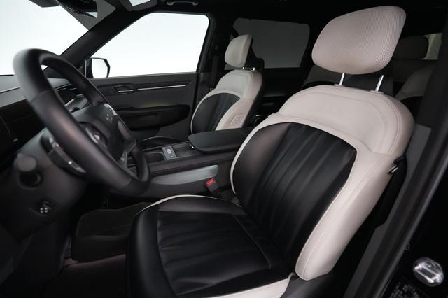 2024 Kia EV9 — photo 3 of 21