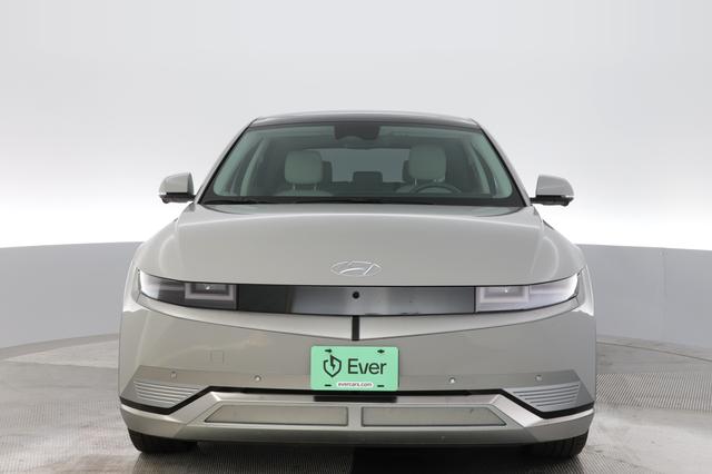 2024 Hyundai IONIQ 5 — photo 9 of 24