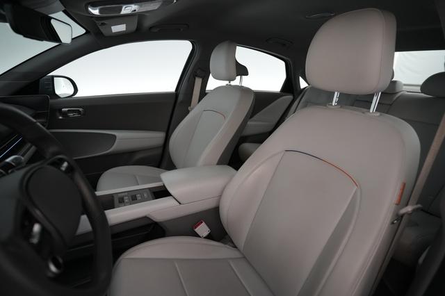 2024 Hyundai IONIQ 6 — photo 3 of 23