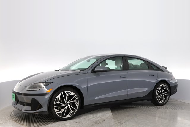 2024 Hyundai IONIQ 6 — photo 14 of 23