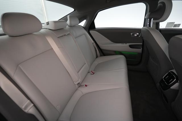 2024 Hyundai IONIQ 6 — photo 4 of 23