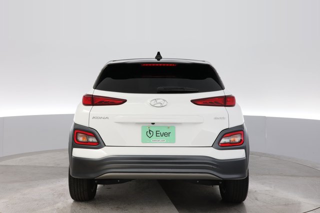 2021 Hyundai Kona Electric — photo 12 of 24