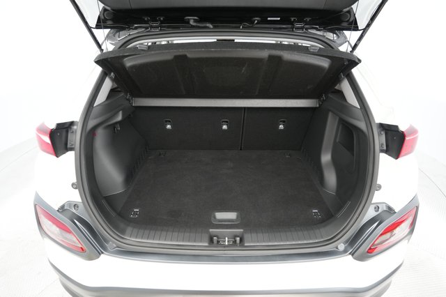 2021 Hyundai Kona Electric — photo 6 of 24