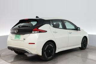 2025 Nissan LEAF — photo 2 of 22