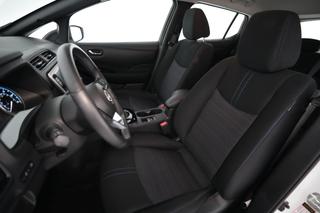 2025 Nissan LEAF — photo 3 of 22