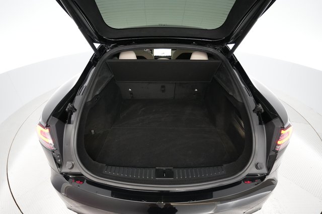 2023 Tesla Model S — photo 6 of 21